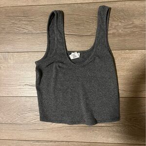 Tilly’s size small grey cropped tank